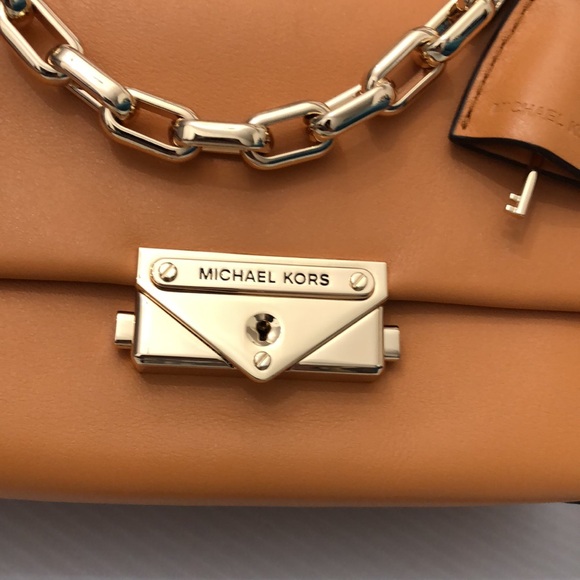 MICHEAL KORS LEATHER CROSSBODY HANDBAG WOMENS SIZE S - Picture 3 of 15